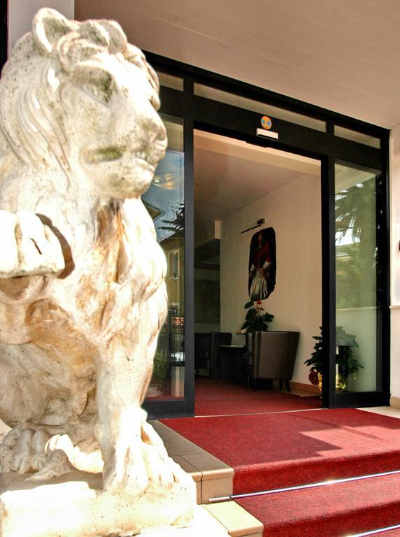 Sisto V 3* Rome