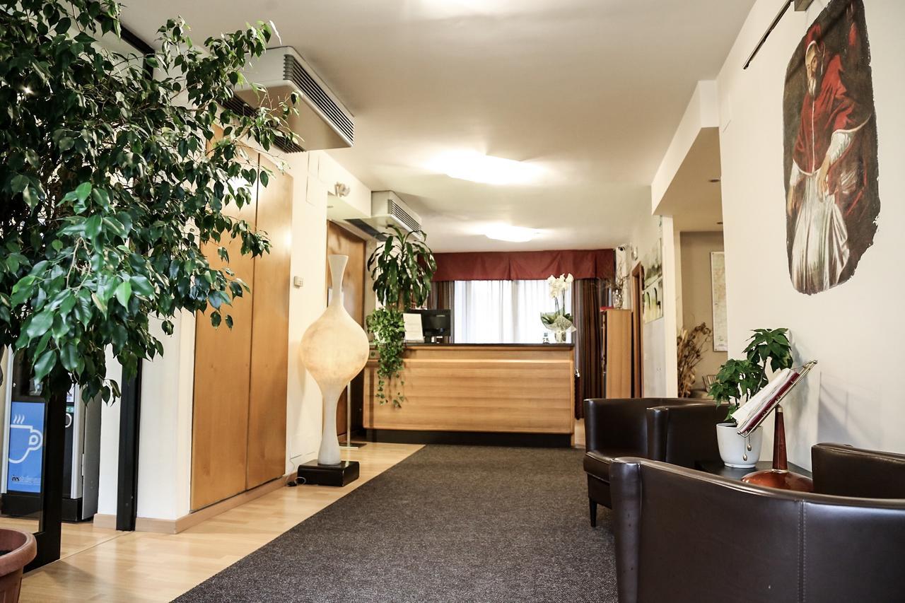 Sisto V Hotel Rome